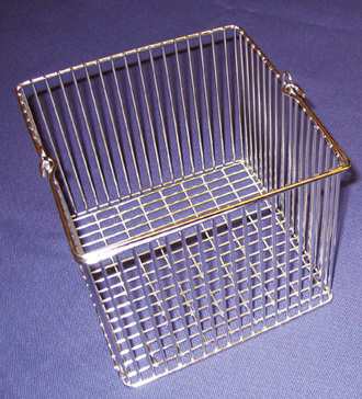 Panier en fil inox carr